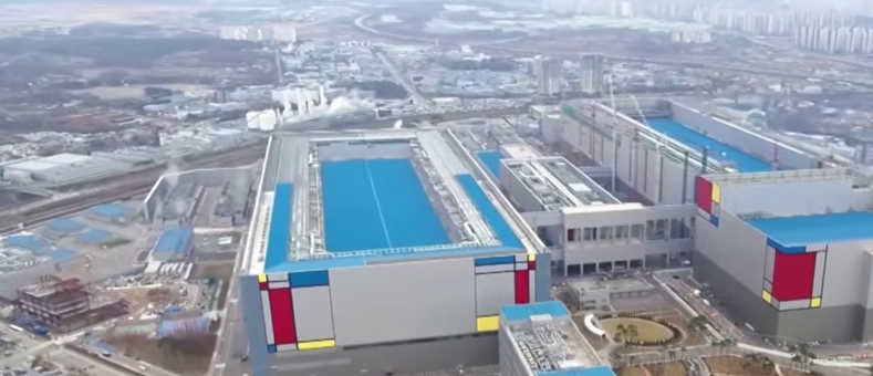 삼성전자, 분기 영업익 50조 돌파…AI 메모리가 견인한 ‘반도체 초격차’의 정점